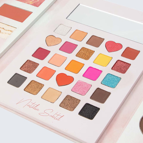 Paleta de maquillaje edición especial Suesy by Natália Subtil